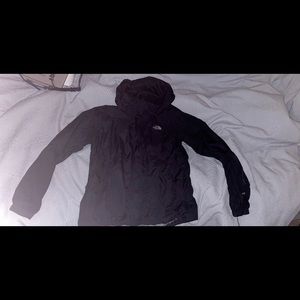 Women’s black north face rain jacket size large